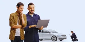 Team discussing about idea